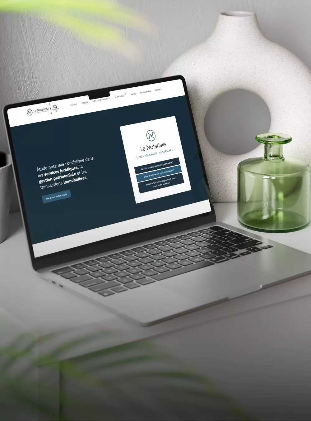 Mockup Laptop La Notariale